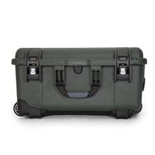 Load image into Gallery viewer, NANUK 950 CASE WITH FOAM Interior Dimensions: 20.5'' x 15.3'' x 10.1''