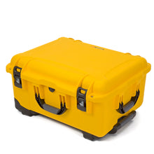Load image into Gallery viewer, NANUK 950 CASE WITH FOAM Interior Dimensions: 20.5'' x 15.3'' x 10.1''